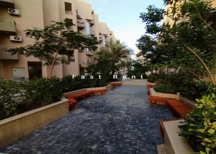 Luxury Modern Near Airport & Downtown Апартаменты *