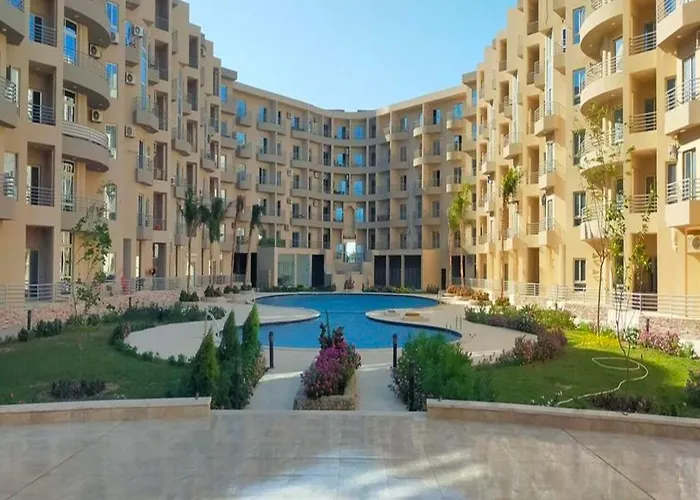 Апартаменты Luxury Modern Near Airport & Downtown Хургада