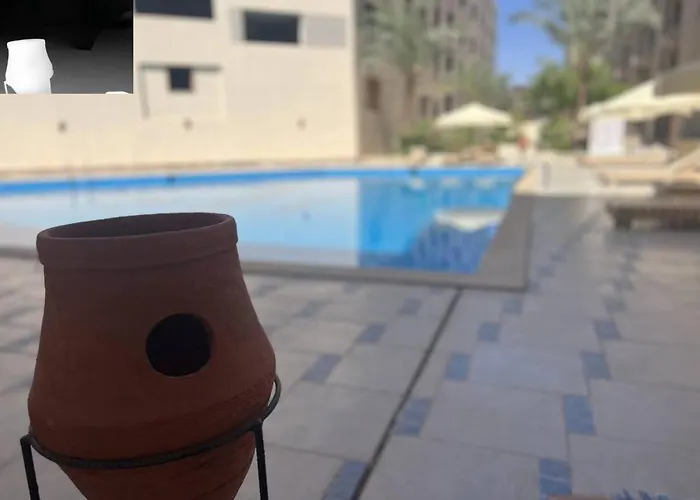 Luxury Modern Near Airport & Downtown Апартаменты Хургада