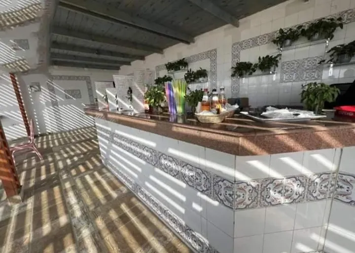Апартаменты Luxury Modern Near Airport & Downtown *