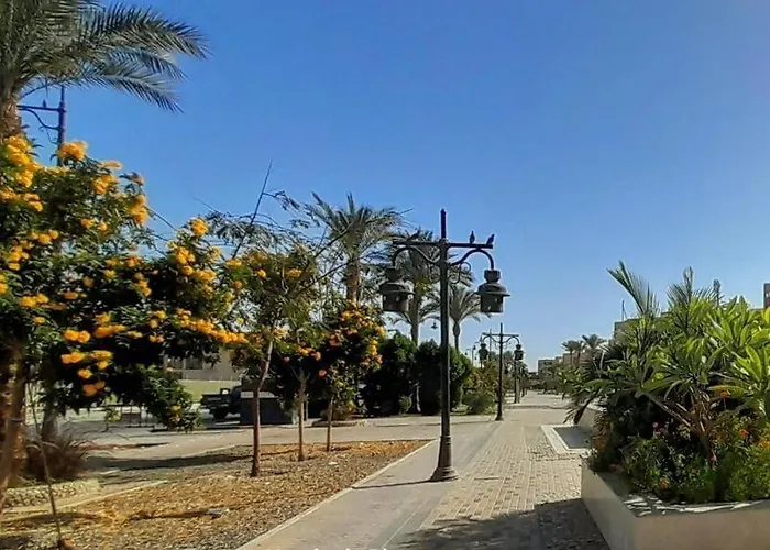 Luxury Modern Near Airport & Downtown Апартаменты
